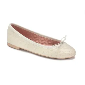 52048 - Cream Leather Summer Floral Quilted Shoe