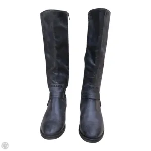 Boots Mid-calf Flats By Bare Traps In Grey, Size: 8