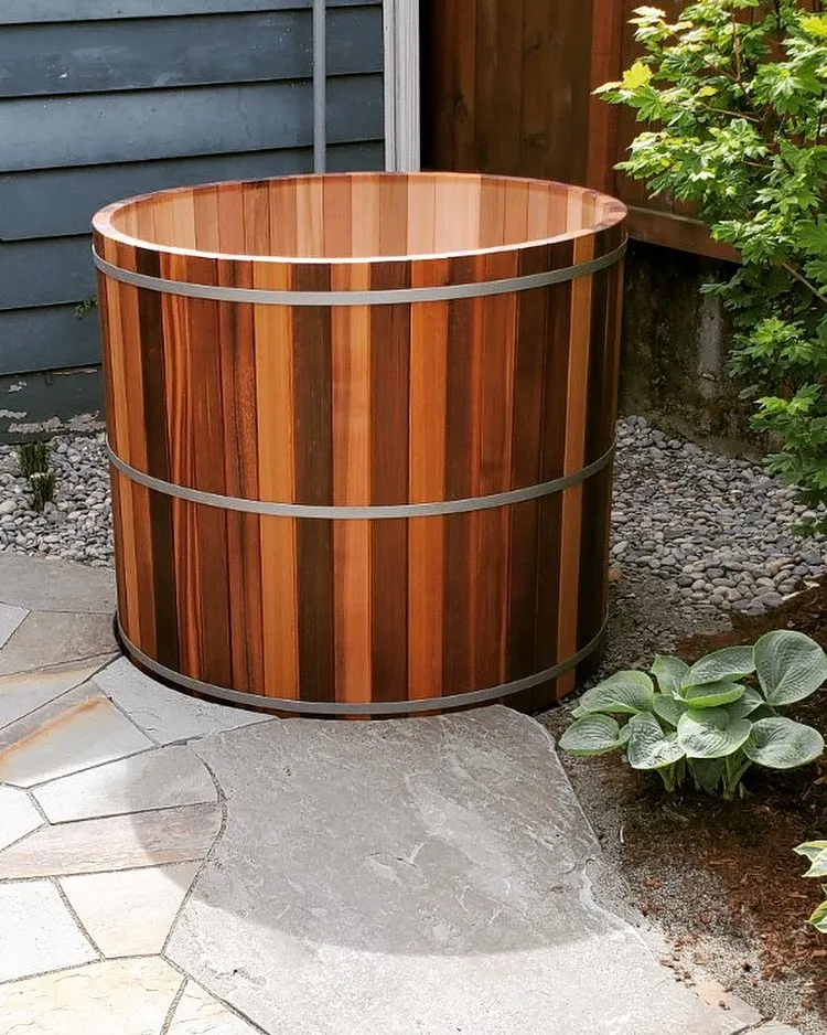 Cedar Sauna & Cedar Viking Plunge - 1 Person