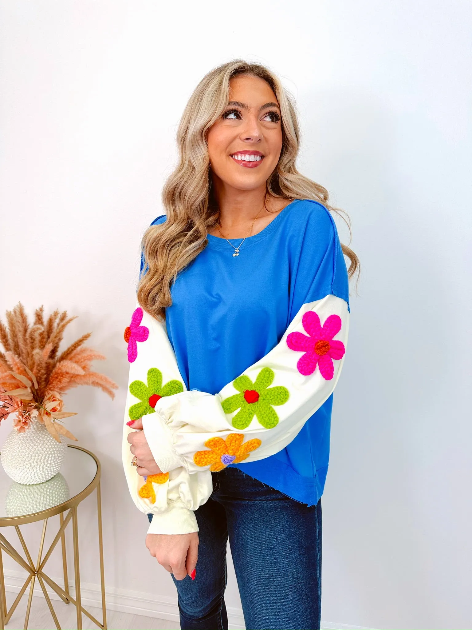 Daisy Crochet Floral Sleeve Top - 2 Colors