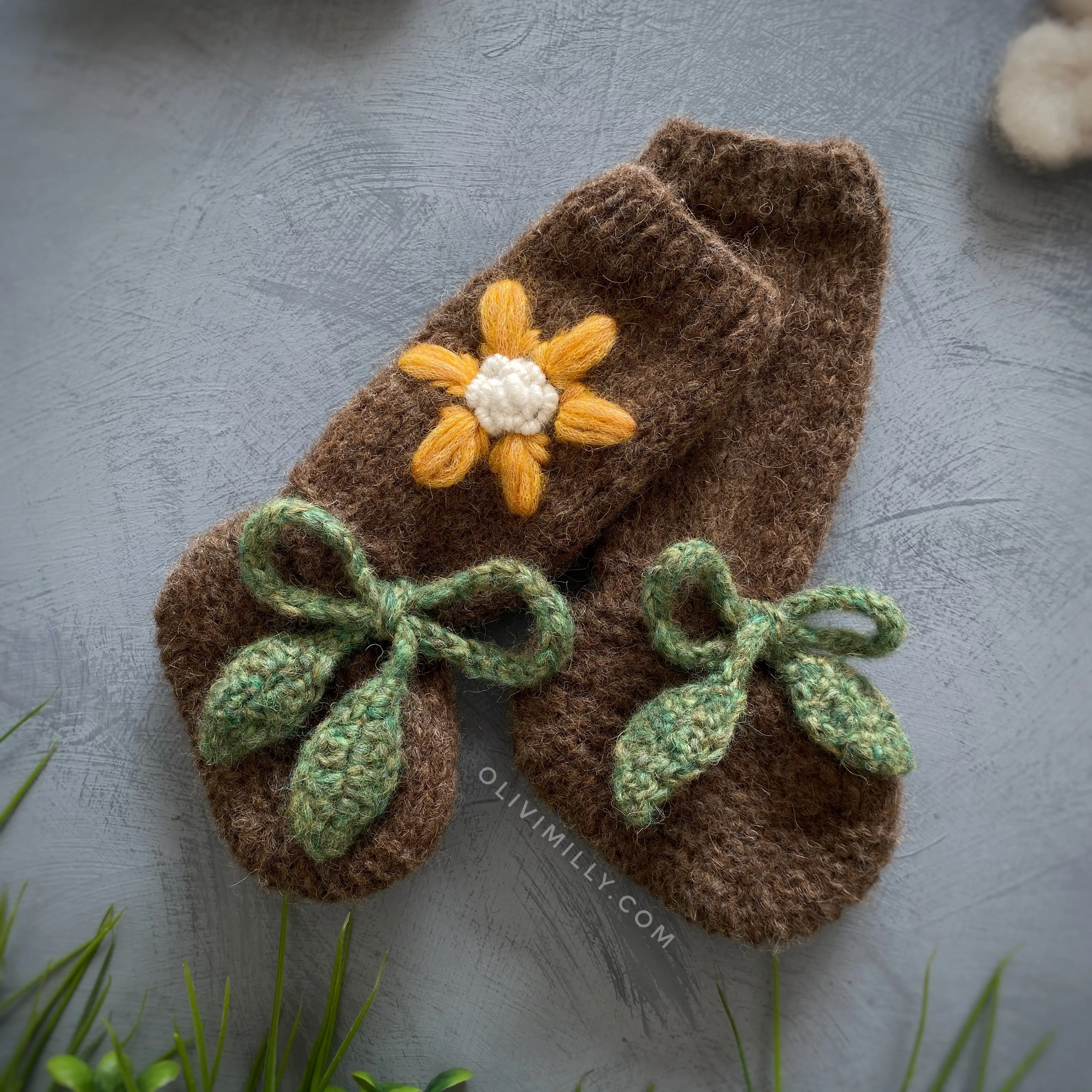Flower Rain Booties | Brown