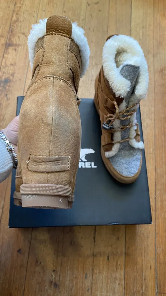 Joan of Arctic Wedge II Cozy Booties