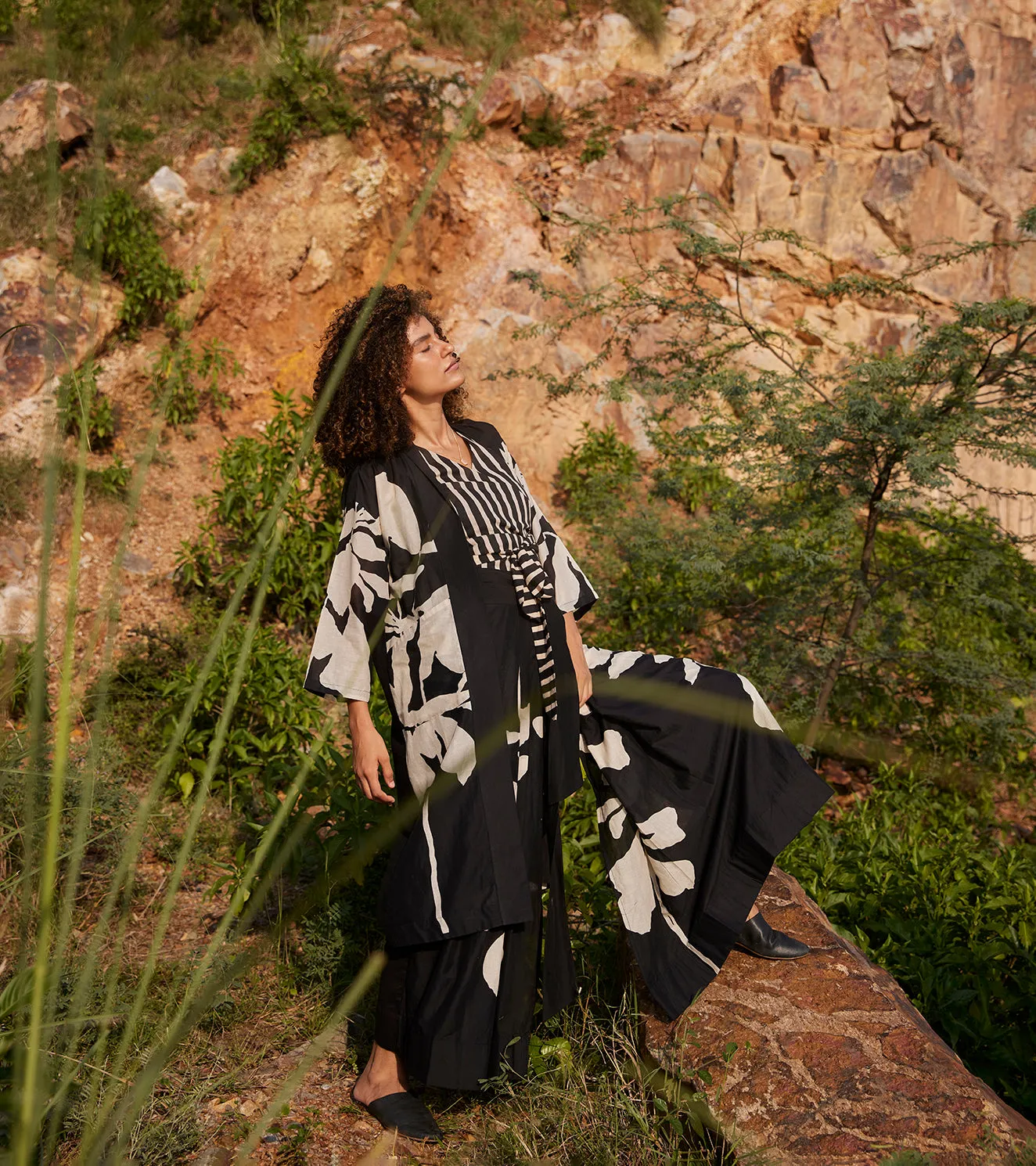 Khara Kapas Wishful Urge Overlay 100% Cotton  Black and Off-white KW658
