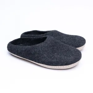 KUUMA - Graphite Wool Slippers Unisex, Hand-Felted Indoor Comfort