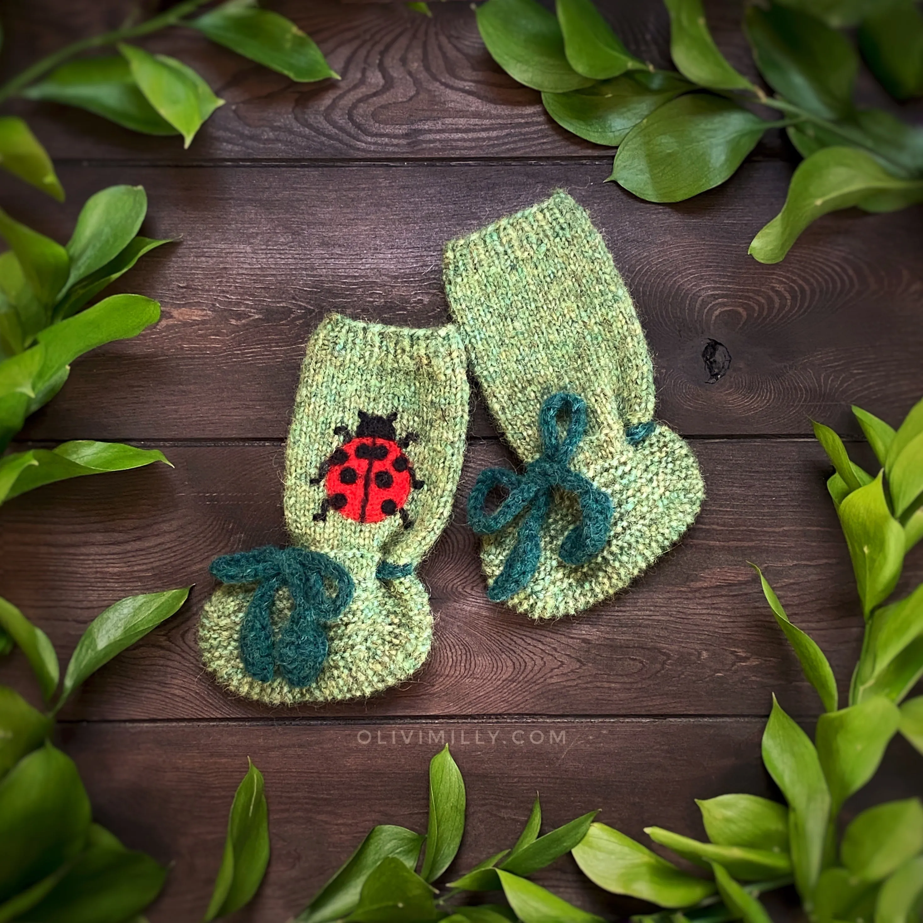 Ladybug Booties | Moss Green