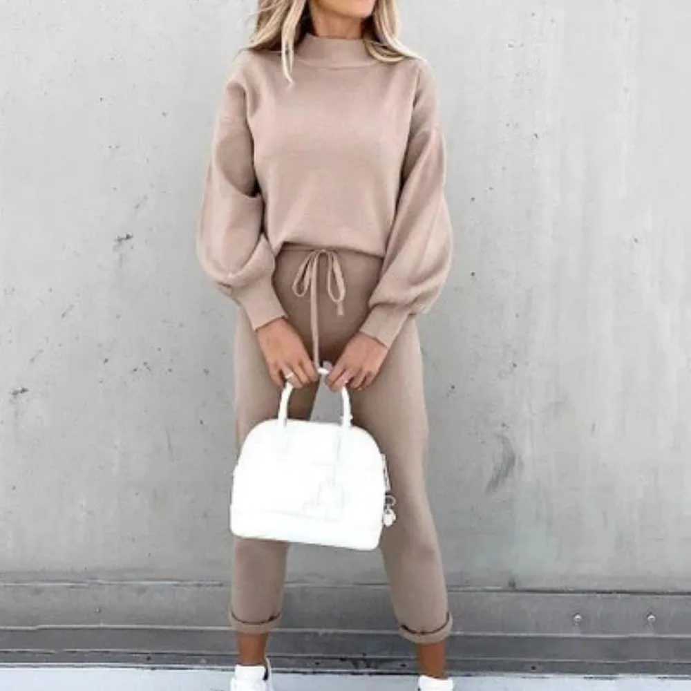 LEAI - Zweiteiliges Lounge-Set in Creme – Komfort trifft Chic