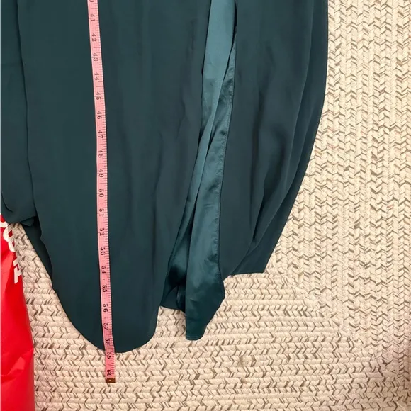 Lulus Captured Your Heart Hunter Green Halter Maxi Dress NWOT Size Small Slit