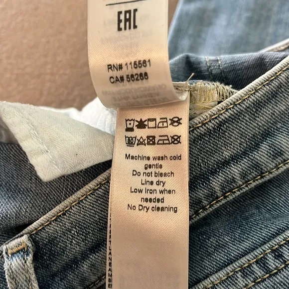 NEW 7 FOR ALL MANKIND Roxanne Ankle Jeans in Bailly - size 24