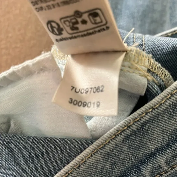 NEW 7 FOR ALL MANKIND Roxanne Ankle Jeans in Bailly - size 24