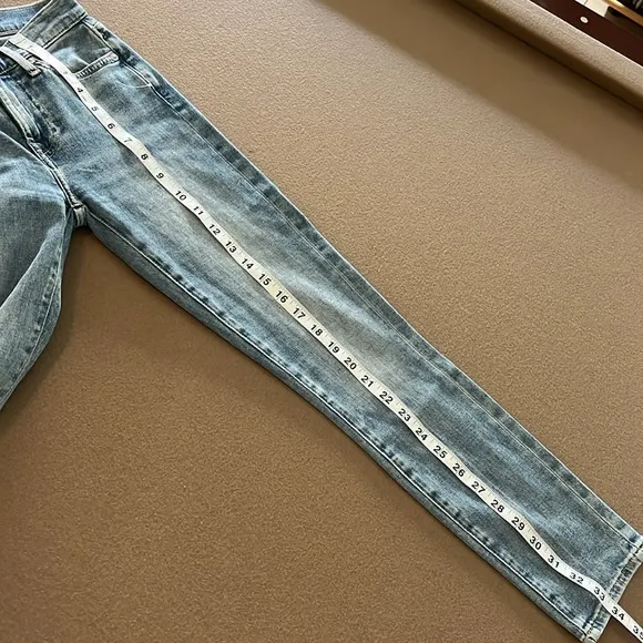 NEW 7 FOR ALL MANKIND Roxanne Ankle Jeans in Bailly - size 24