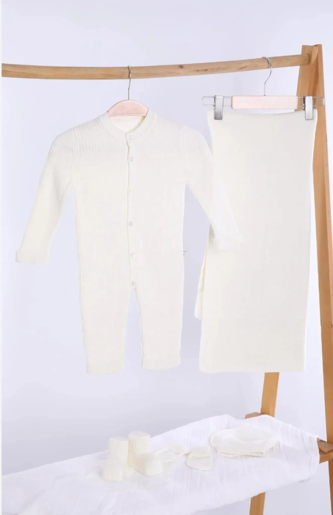 Newborn Complete Gift Set ~White