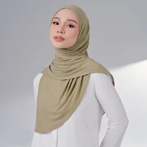 Niya in Olive