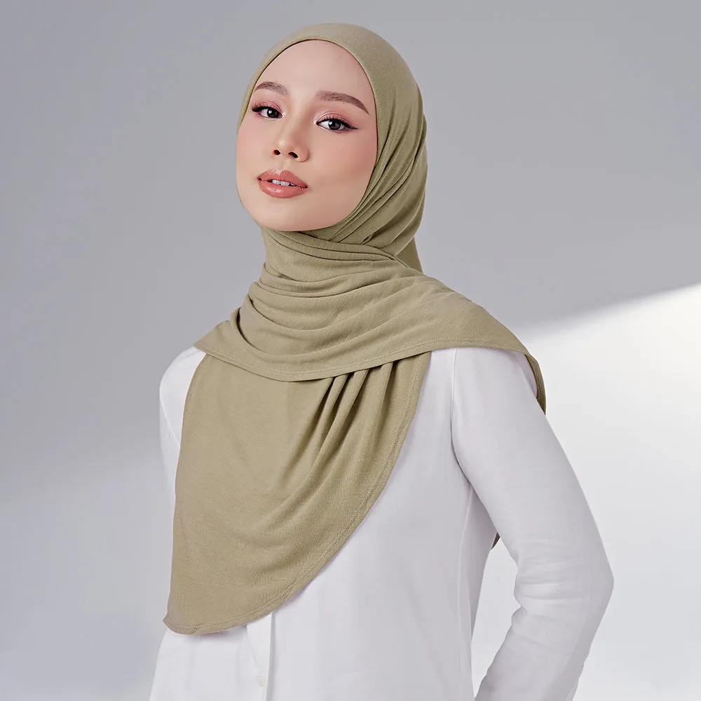 Niya in Olive