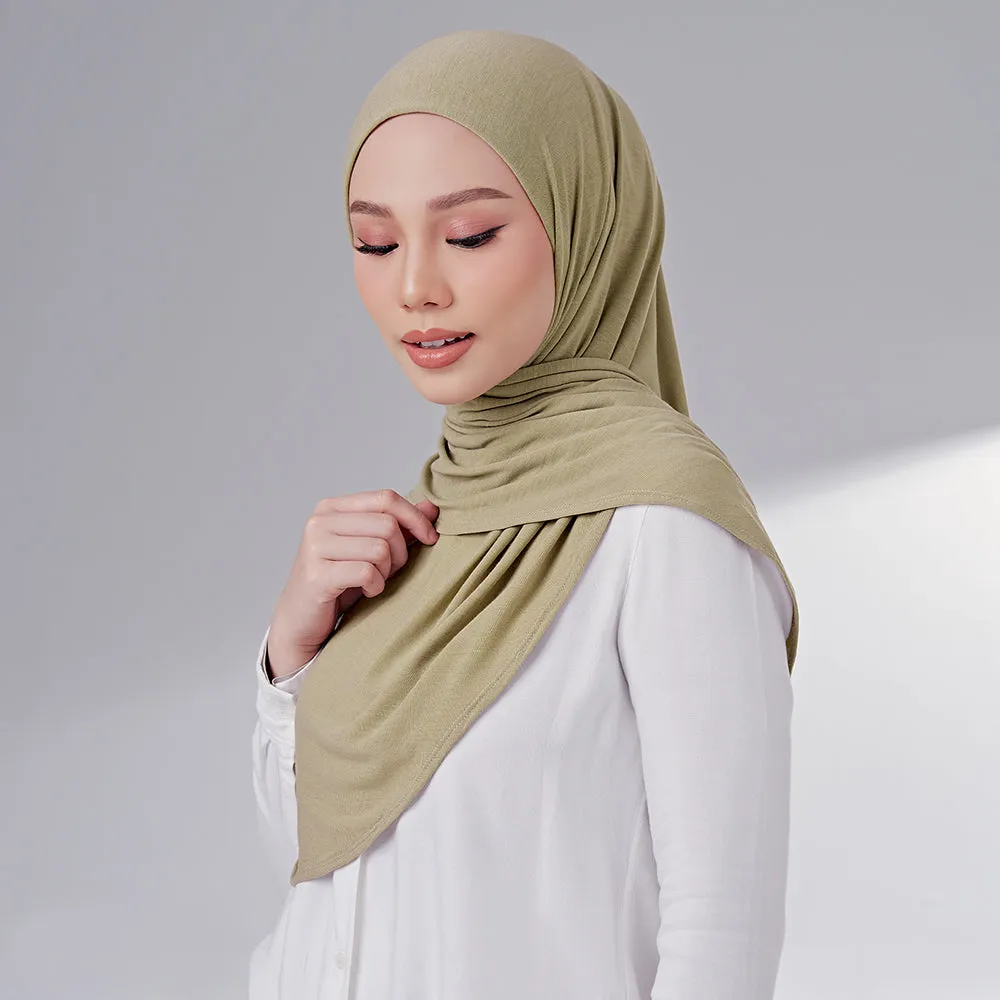 Niya in Olive