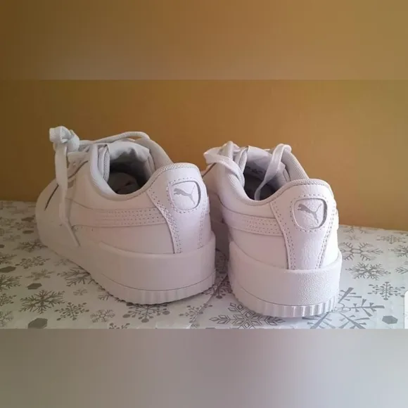 Puma sneakers