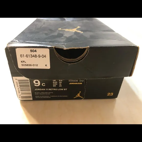 Rare Jordan 11 Bred Low 9C size