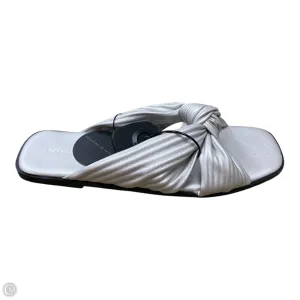 Sandals Flats By Articles Of Society In Silver, Size: 9
