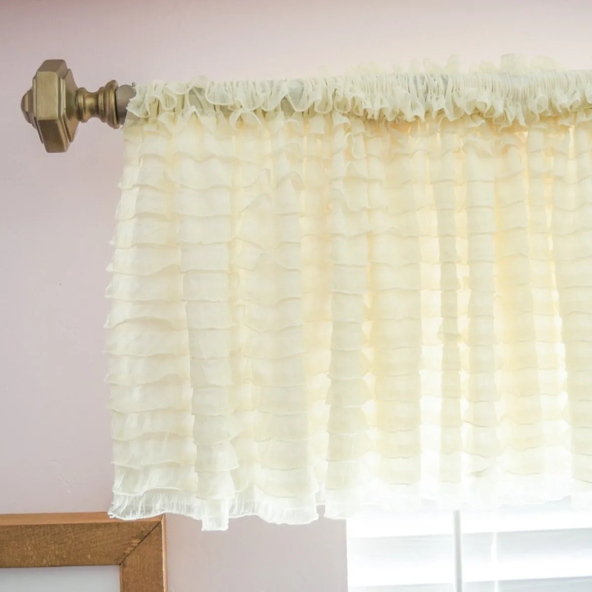 Small Window Valances in Many Colors