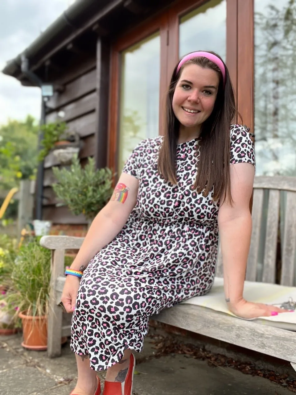 The Knee Length Breastfeeding Dress - Lizzie Leopard Pink