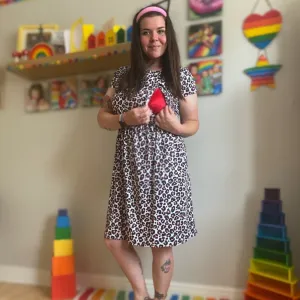 The Knee Length Breastfeeding Dress - Lizzie Leopard Pink