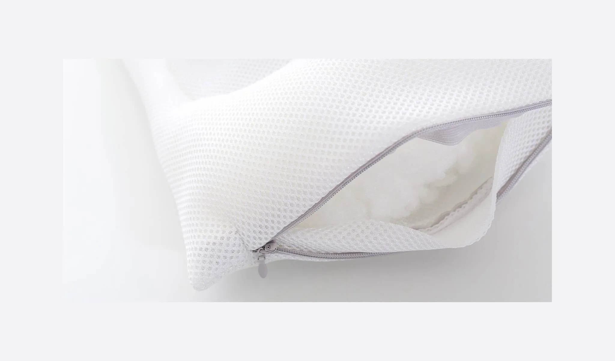 Traeumeland Baby Pillow Carefor 22x25cm (0-4 months)