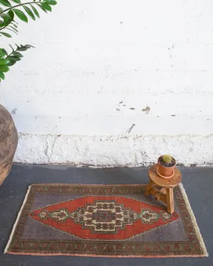 Vintage Mini Turkish Rug 1'9"x3'9"