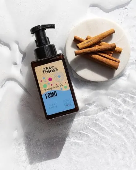 Warm Cinnamon Foaming Handwash Bottle   4 Refill Tablets - Naturally Anti-Bacterial (Vegan)